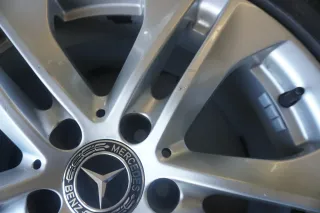 Original Mercedes E-Klasse W212 S212 17 Zoll Alufelgen Sommerreifen A2124010902 - Bild 8