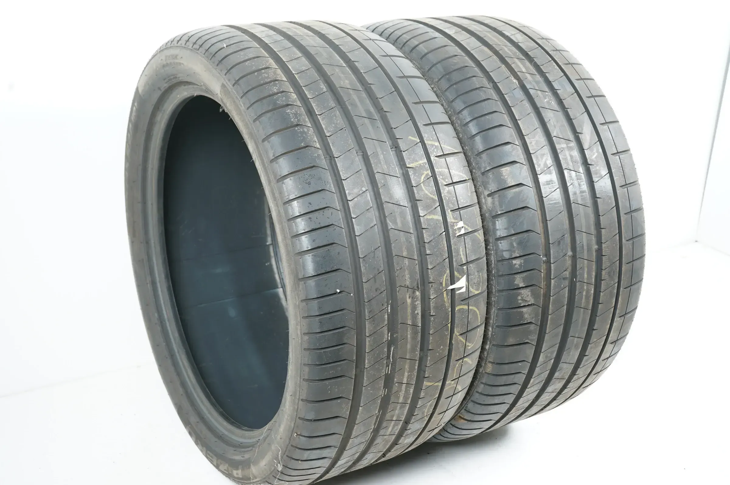 2x Sommerreifen Pirelli P Zero PZ4 325 35 22 Zoll DOT18 ca.6mm MO - Bild 1