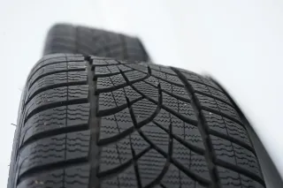Audi A5 S5 8W B9 Winterreifen Winterräder 245 40 18 Zoll - Bild 10