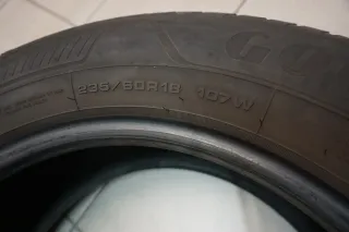 2x Allwetterreifen Goodyear Vector 4Seasons Gen3 SUV235/60 R18 107W 2020 6mm - Bild 3