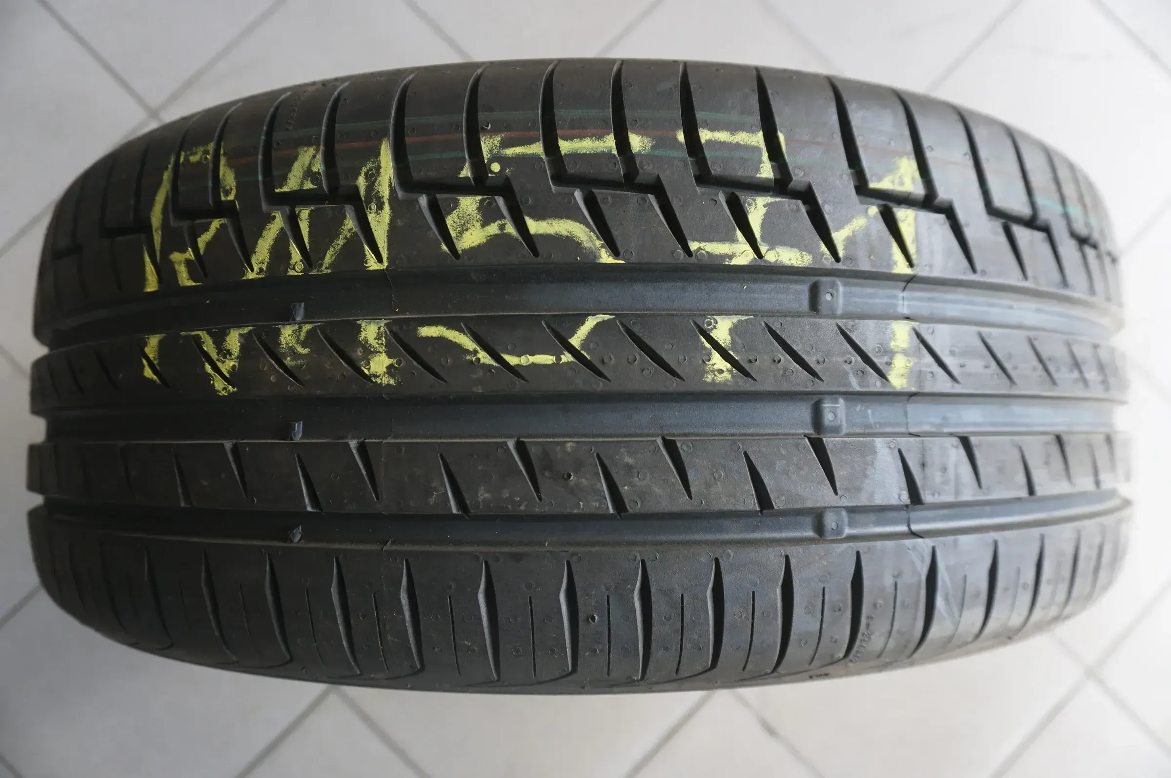 1 X 225 45 R18 95Y Sommerreifen Continental PremiumContact 6 MO 2022 7mm - Bild 1