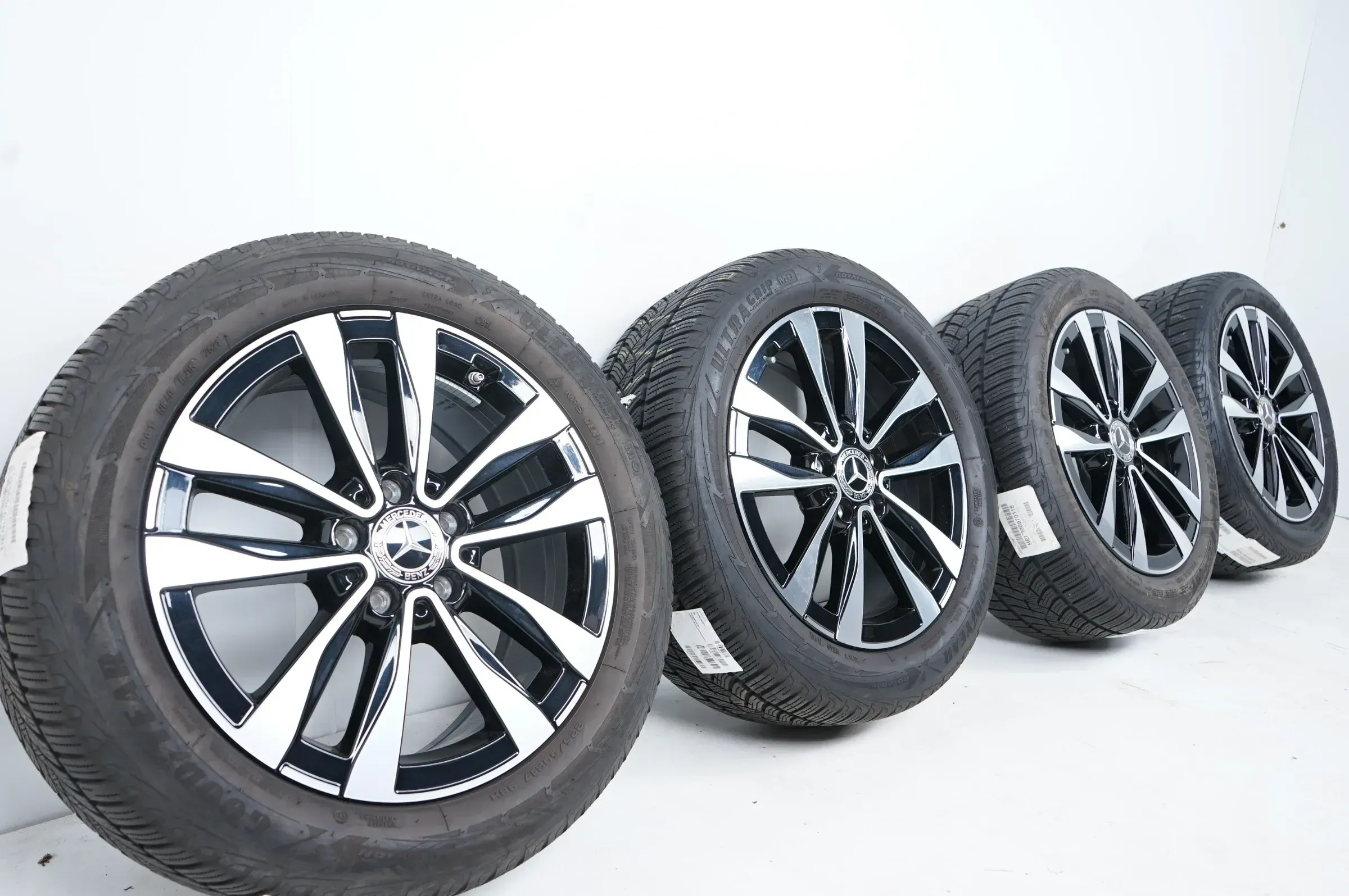 Mercedes C Klasse W206 Hybrid Winterräder Winterreifen 17 Zoll - Bild 1