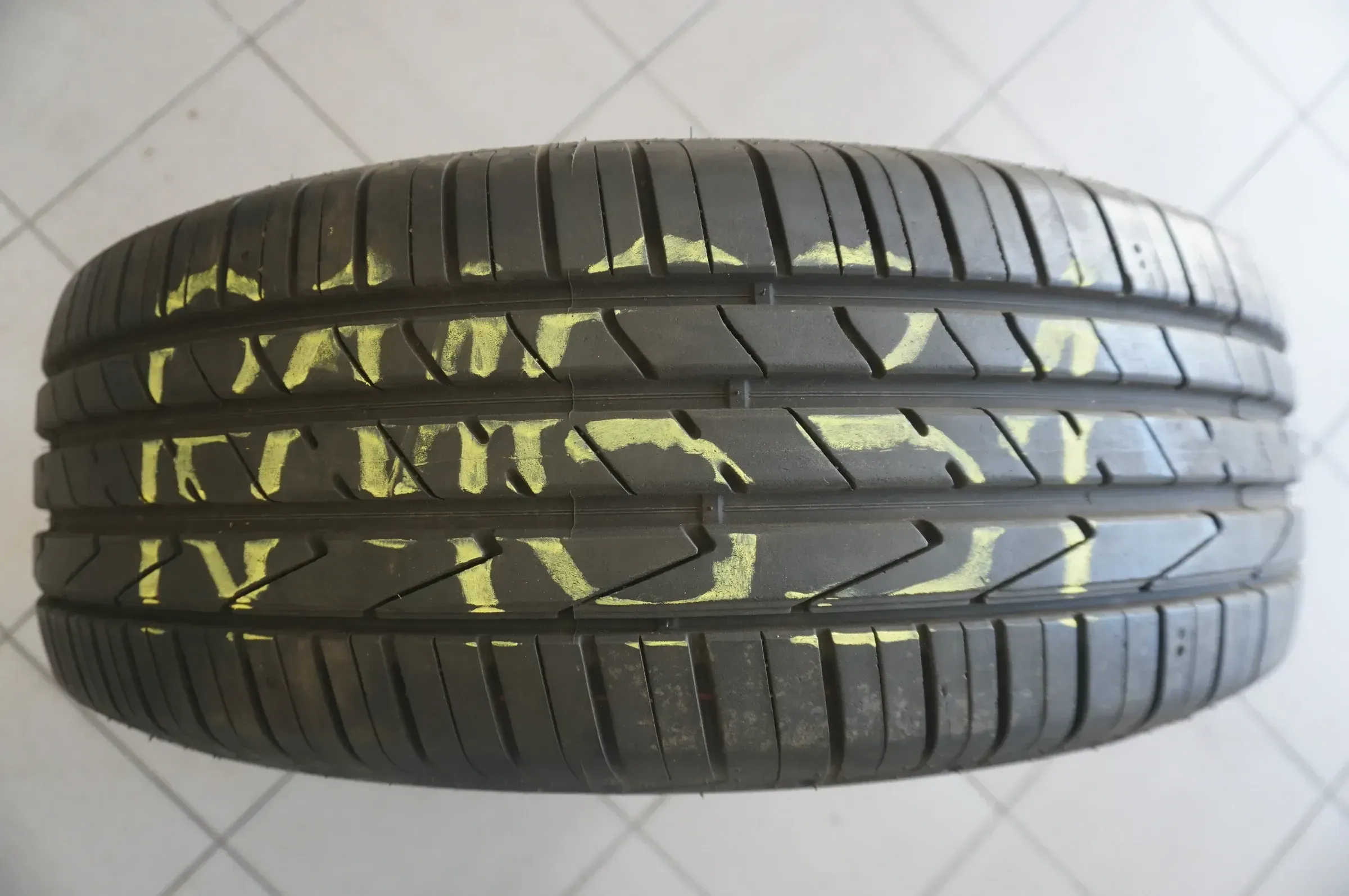 1 X 235 65 R17 104V Sommerreifen Hankook Ventus S1 evo2 SUV MO 2019 8mm - Bild 1