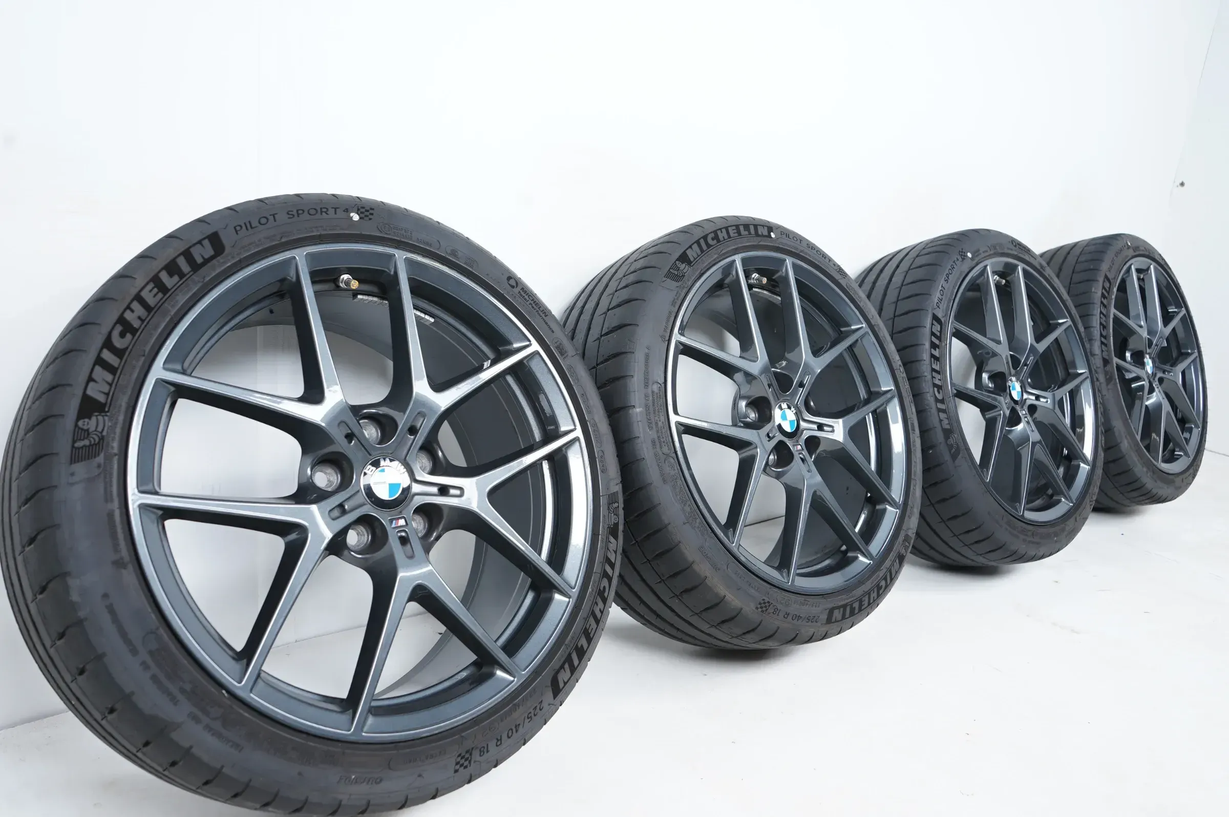 Bmw 1er 2er F40 F44 Sommerräder Sommerreifen 225 40 18 Zoll 554M 8092353 - Bild 1