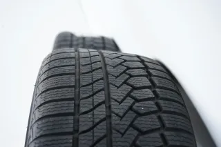 Aud A6 4F Q2 Skoda Karoq Winterreifen 245 45 R17 17 Zoll - Bild 10