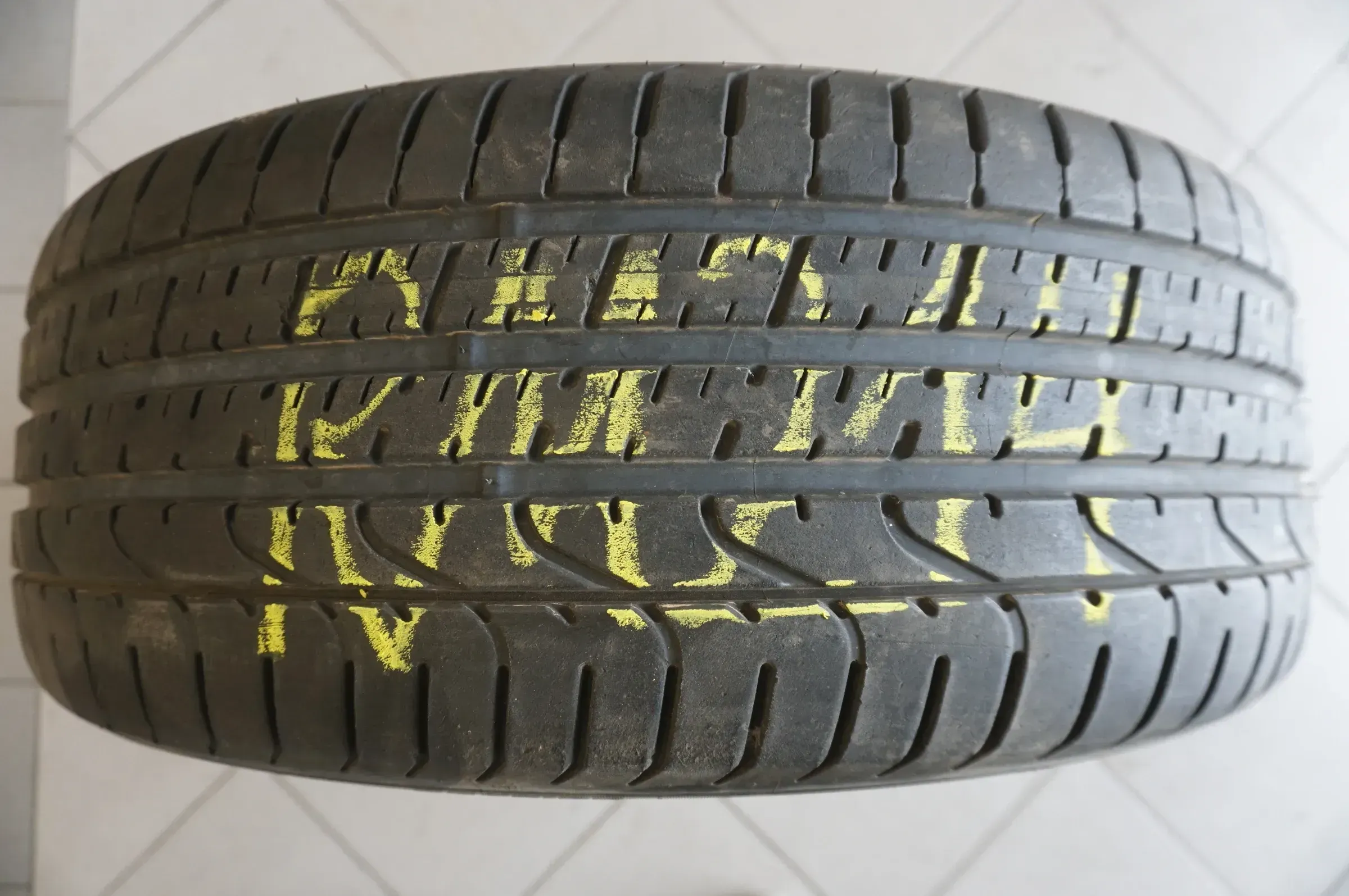 1 X 245 40 R20 99Y Sommerreifen Pirelli P Zero PZero * RSC RunFlat 2016 6mm - Bild 1