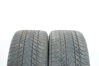 2x Winterreifen Bridgestone 235 50 19 Zoll DOT23 ca.5mm MO - Bild 4