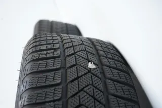 Mercedes E Klasse W213 Hybrid Winterräder Winterreifen 18 Zoll - Bild 13
