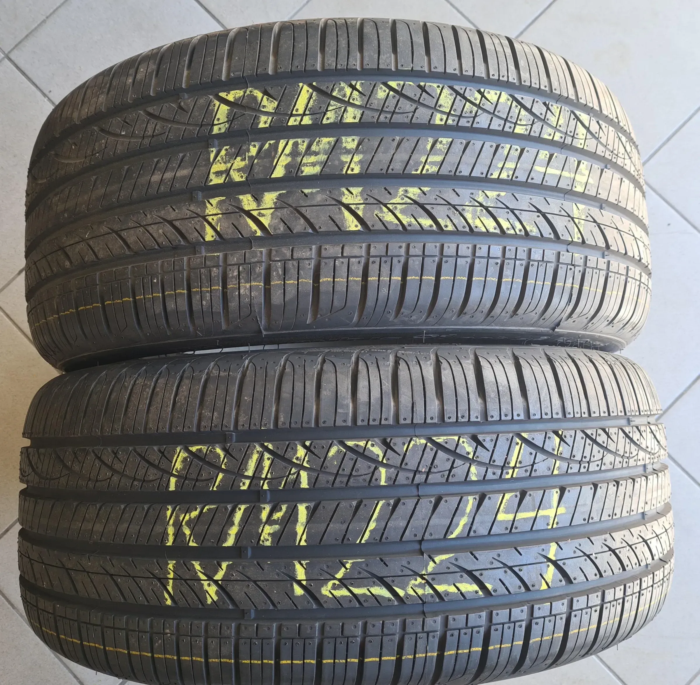 245 45 R18 100H Sommerreifen Hankook Ventus S1 noble 2 MOE * RunFlat 8mm 2022 - Bild 1