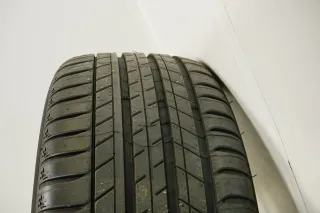 Original Mercedes EQC N293 C293 TOP 19 Zoll Alufelgen Sommerräder Sommerreifen 235 55 255 50 R19 7mm - Bild 13