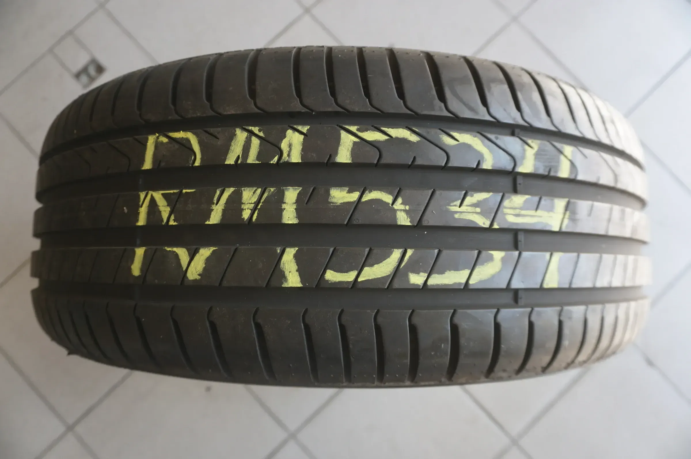 1 X 225 50 R17 94Y Sommerreifen Pirelli Cinturato P7 MO 2020 6,5mm - Bild 1