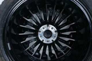 Mercedes E Klasse W214 AMG Sommerräder Sommerreifen 20 Zoll - Bild 17