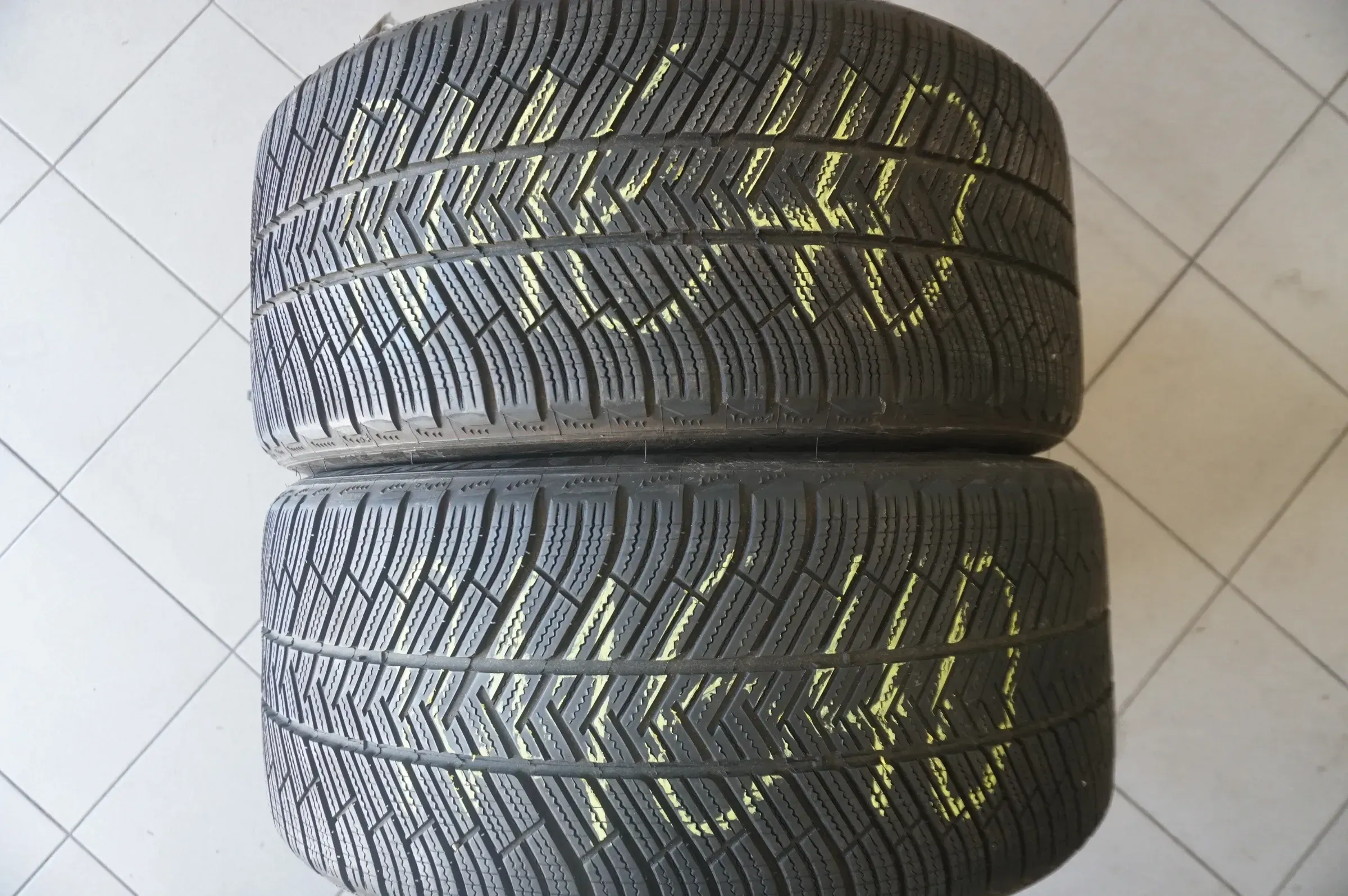 2 X 265 40 R19 102V Winterreifen Michelin Pilot Alpin PA4 MO 2016 6mm - Bild 1