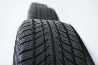 KIA Picante Winterräder Winterreifen 185 55 15 Zoll 4x100 7mm - Bild 9