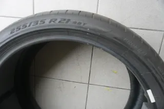1 X 255 35 R21 98Y Sommerreifen Pirelli P Zero PZero MO-S PNCS 2021 5mm - Bild 3