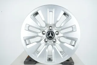 1x Mercedes C Klasse W206 Alufelge 17 Zoll A2064017000 7J ET44,5 - Bild 1