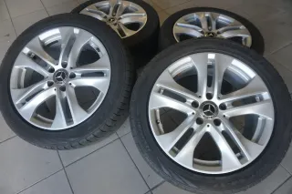 Original Mercedes E-Klasse W212 S212 17 Zoll Alufelgen Sommerreifen A2124010902 - Bild 1