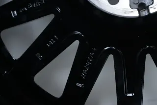 Mercedes E Klasse W214 AMG Sommerräder Sommerreifen 21 Zoll - Bild 14