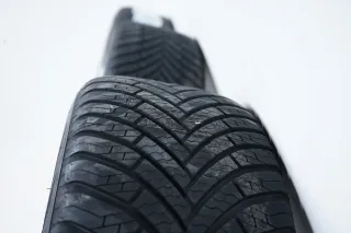 Mercedes V Klasse W447 Allwetterreifen Ganzjahresreifen 17 Zoll - Bild 10