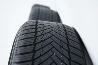 Ford Mondeo Focus MK5 Winterräder Winterreifen 215 60 16 Zoll - Bild 9