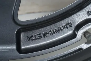 Mercedes EQC W293 N293 19 Zoll AMG Alufelgen Winterreifen Winterräder 235 55 255 50 R19 - Bild 16