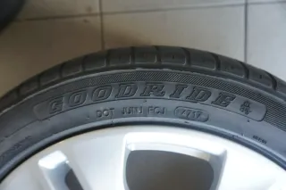 Original Mercedes E-Klasse W212 S212 17 Zoll Alufelgen Sommerreifen A2124010902 - Bild 10