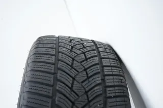 Mercedes C Klasse W206 Hybrid Winterräder Winterreifen 17 Zoll - Bild 11