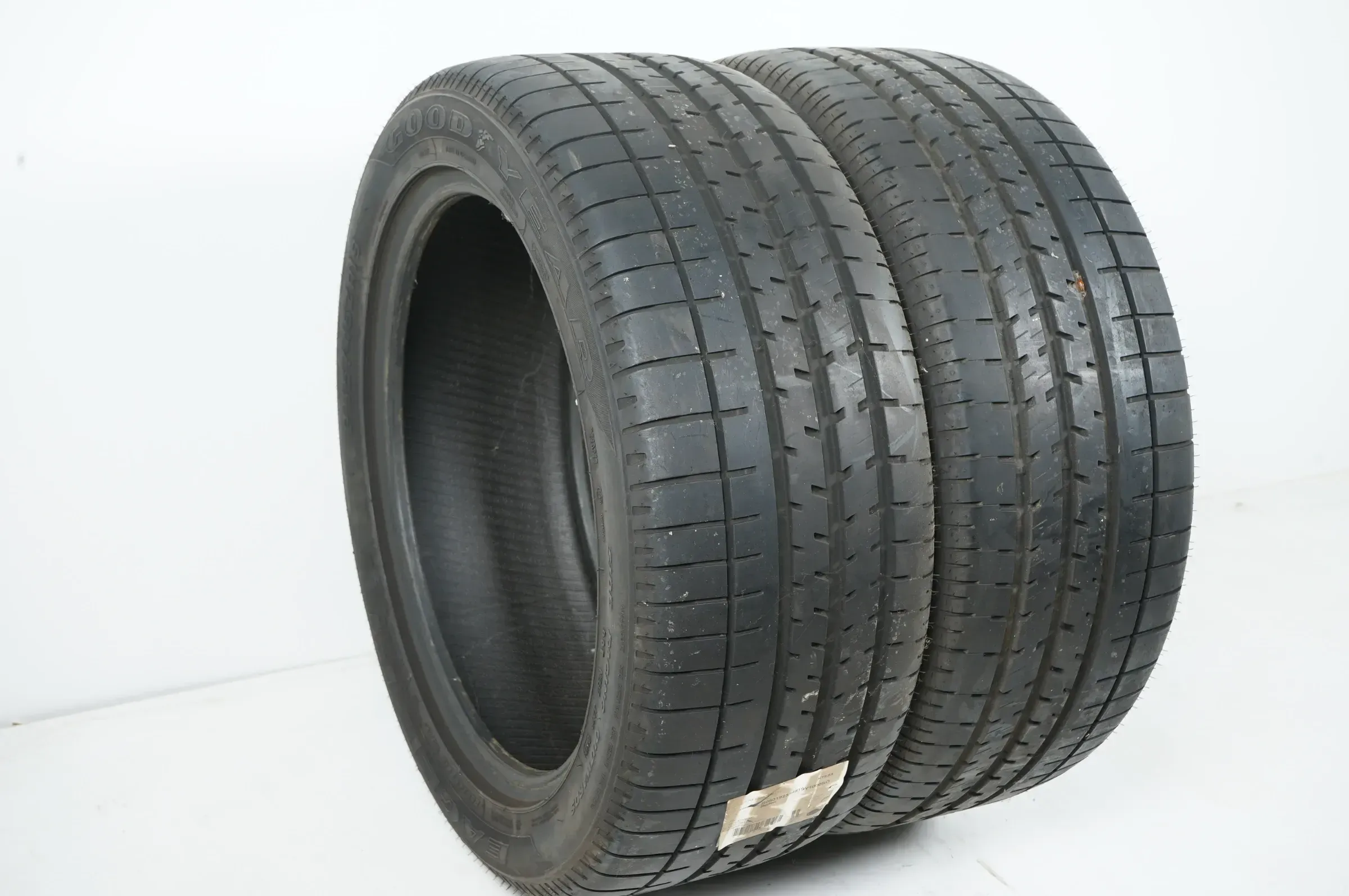 2x Sommerreifen Goodyear Eagle F1 255 45 19 Zoll DOT17 ca.6mm - Bild 1