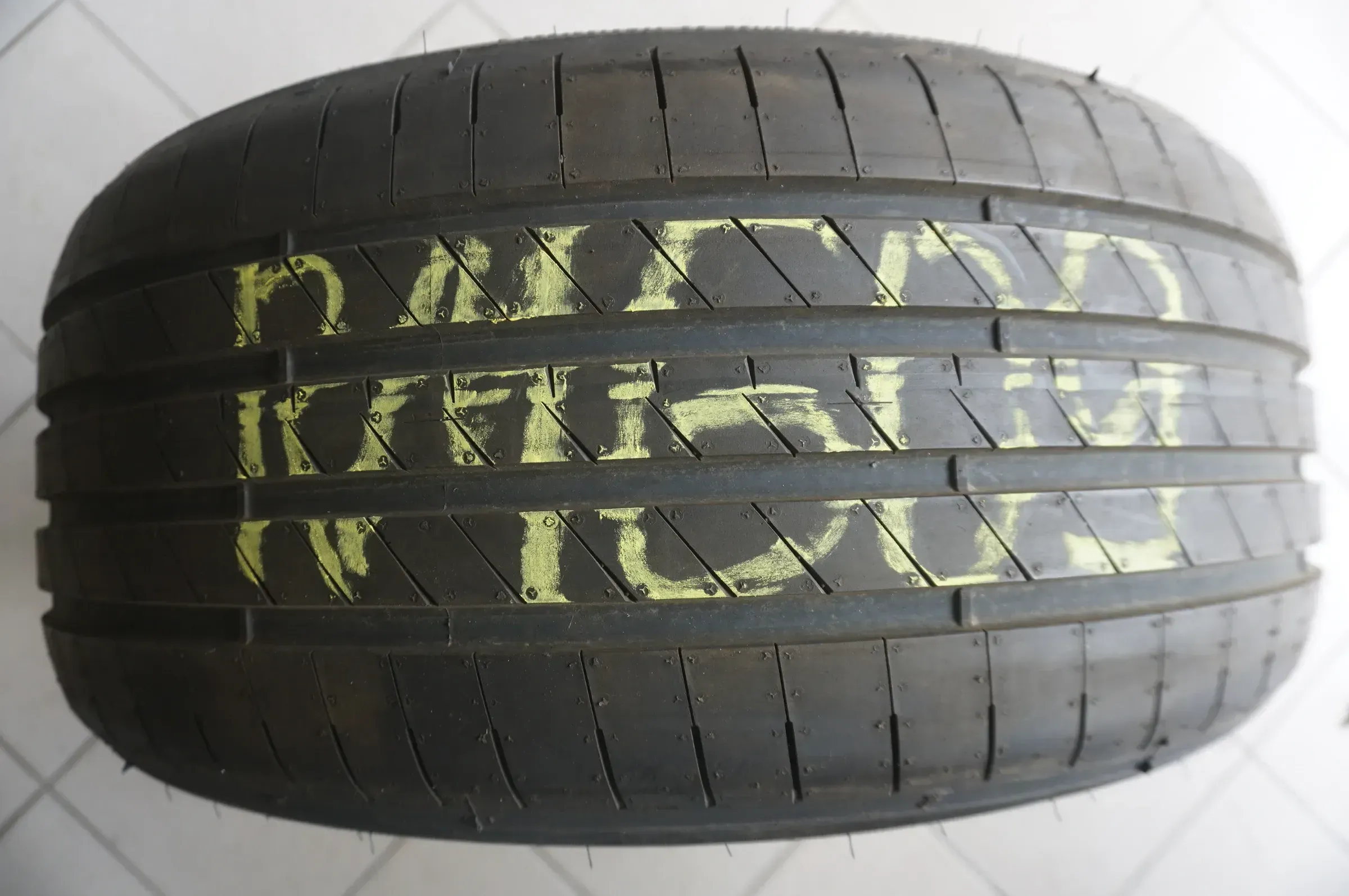 1 X 255 40 R21 102Y Sommerreifen Goodyear Eagle F1 Asymmetric 6 * 2024 7mm - Bild 1