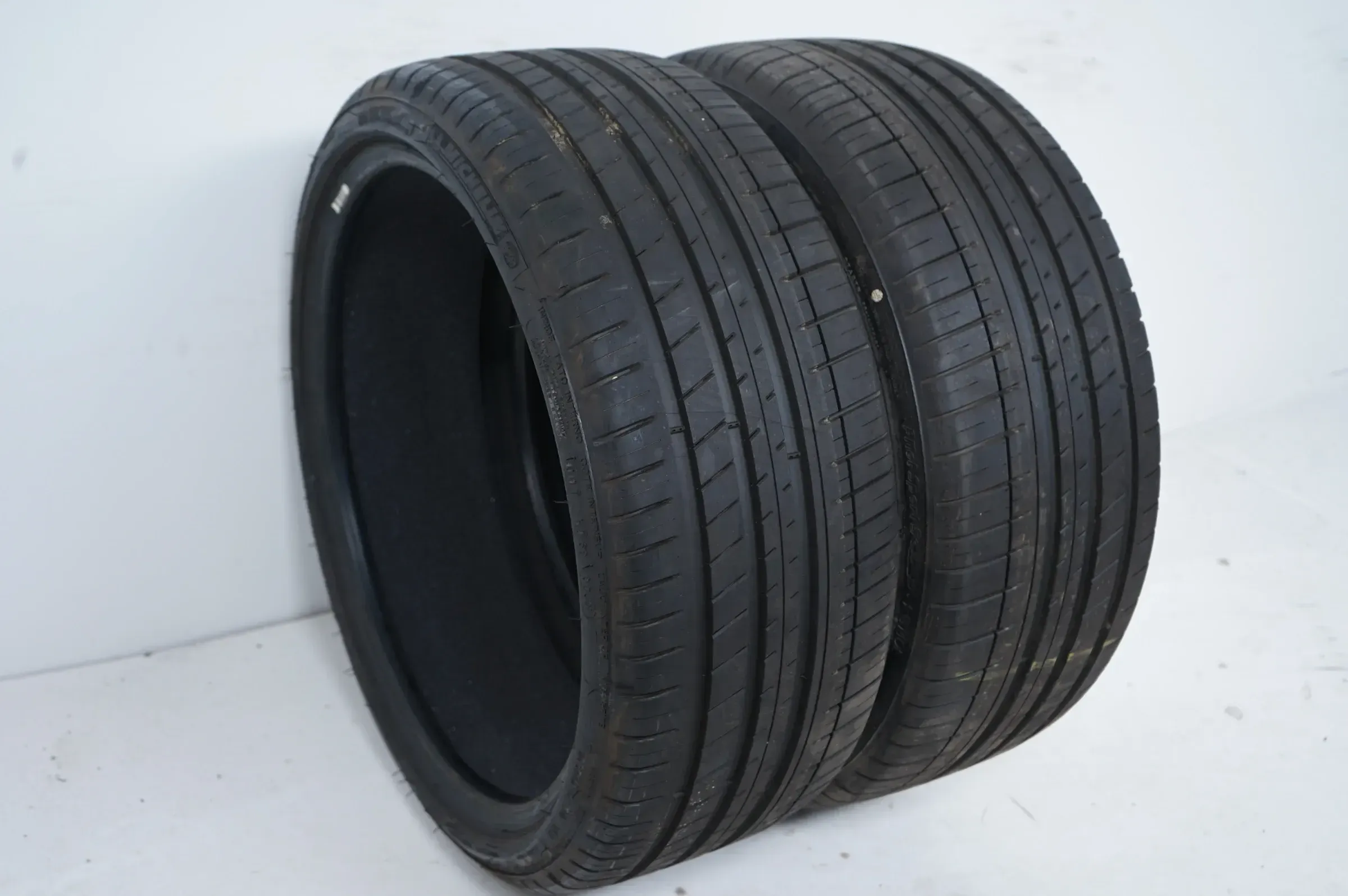 2x Demo Sommerreifen Michelin 245 35 20 Zoll DOT22 MOE Bmw* RFT - Bild 1