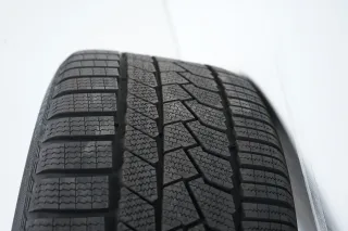 Mercedes E Klasse Hybrid W214 Winterräder Winterreifen 19 Zoll - Bild 11