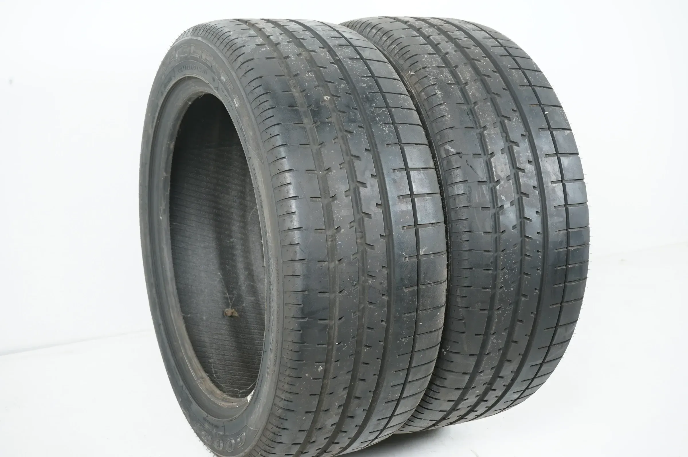 2x Sommerreifen Goodyear Eagle F1 255 45 19 Zoll DOT17 ca.5,5mm - Bild 1