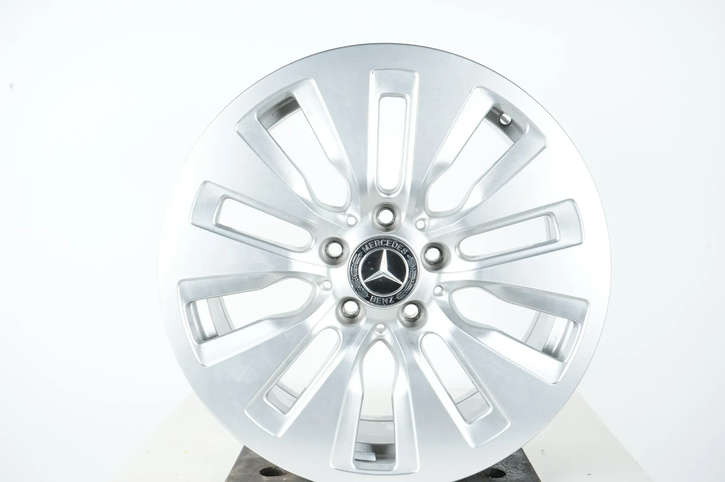 1x Mercedes C Klasse W206 Alufelge 17 Zoll A2064010300 8J ET49,5 - Bild 1