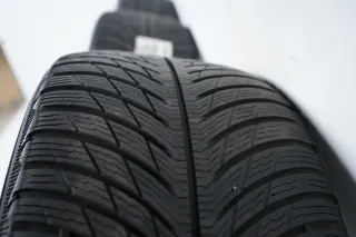 Mercedes C Klasse W206 Hybrid Winterräder Winterreifen 17 Zoll - Bild 11
