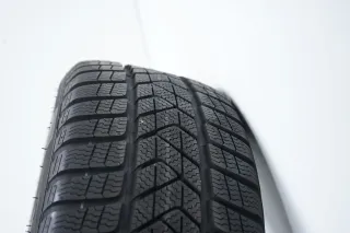 WieNeu Mercedes C Klasse W206 Winterräder Winterreifen 225 45 18 Zoll - Bild 11