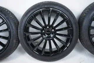 VW Touran Skoda Superb Sommerräder Sommerreifen 235 40 19 Zoll - Bild 5