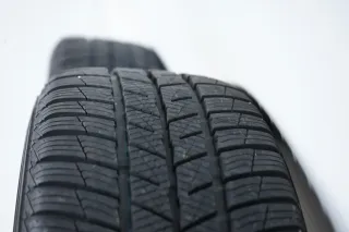 Skoda Octavia Winterräder Winterreifen 205 55 16 Zoll 6J ET48 - Bild 10