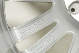 Original Mercedes CLS C257 W257 19 Zoll Alufelgen Sommerreifen Sommerräder 7mm 245 40 275 35 R19 - Bild 15