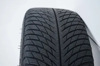 Mercedes C43 AMG W206 Winterreifen Winterräder 235 45 18 Zoll - Bild 13