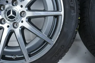 Mercedes C43 AMG W206 Winterreifen Winterräder 235 45 18 Zoll - Bild 4
